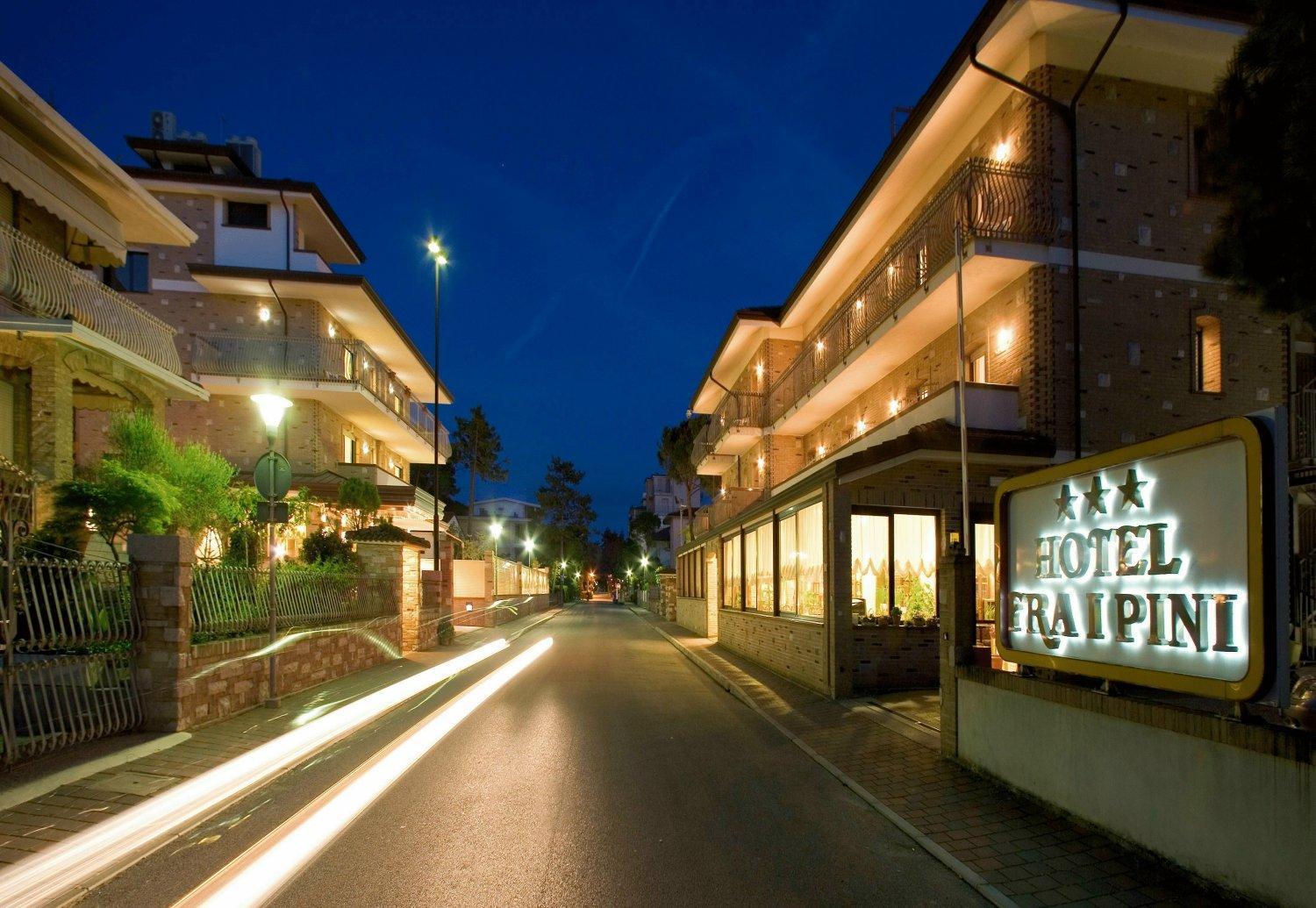 Hotel&Wellness Fra I Pini Lignano Sabbiadoro Exterior foto